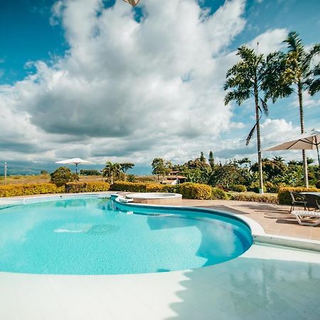 Hotel Arrayanes Del Quindio Montenegro Exterior photo
